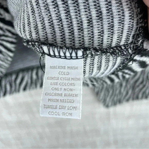 Charter Club Womens Size L button up jacket zebra print 1922 - Picture 5 of 9